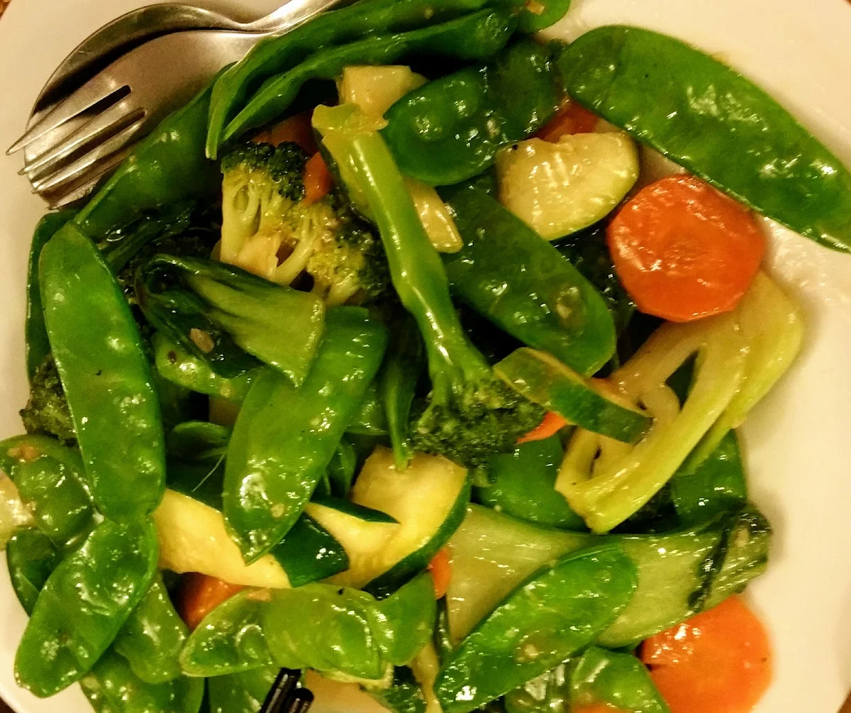 Mixed Vegetables with Sauce 炒杂菜 with Your Choice Oyster or Garlic Sauce